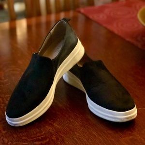 Naturalizer Yola Leather Slip On Sneaker🦋Sz 10W
